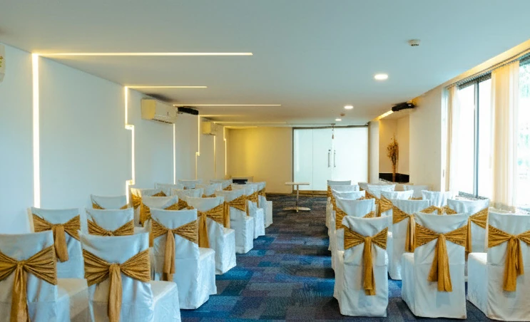 Blue room at Woodrose Club